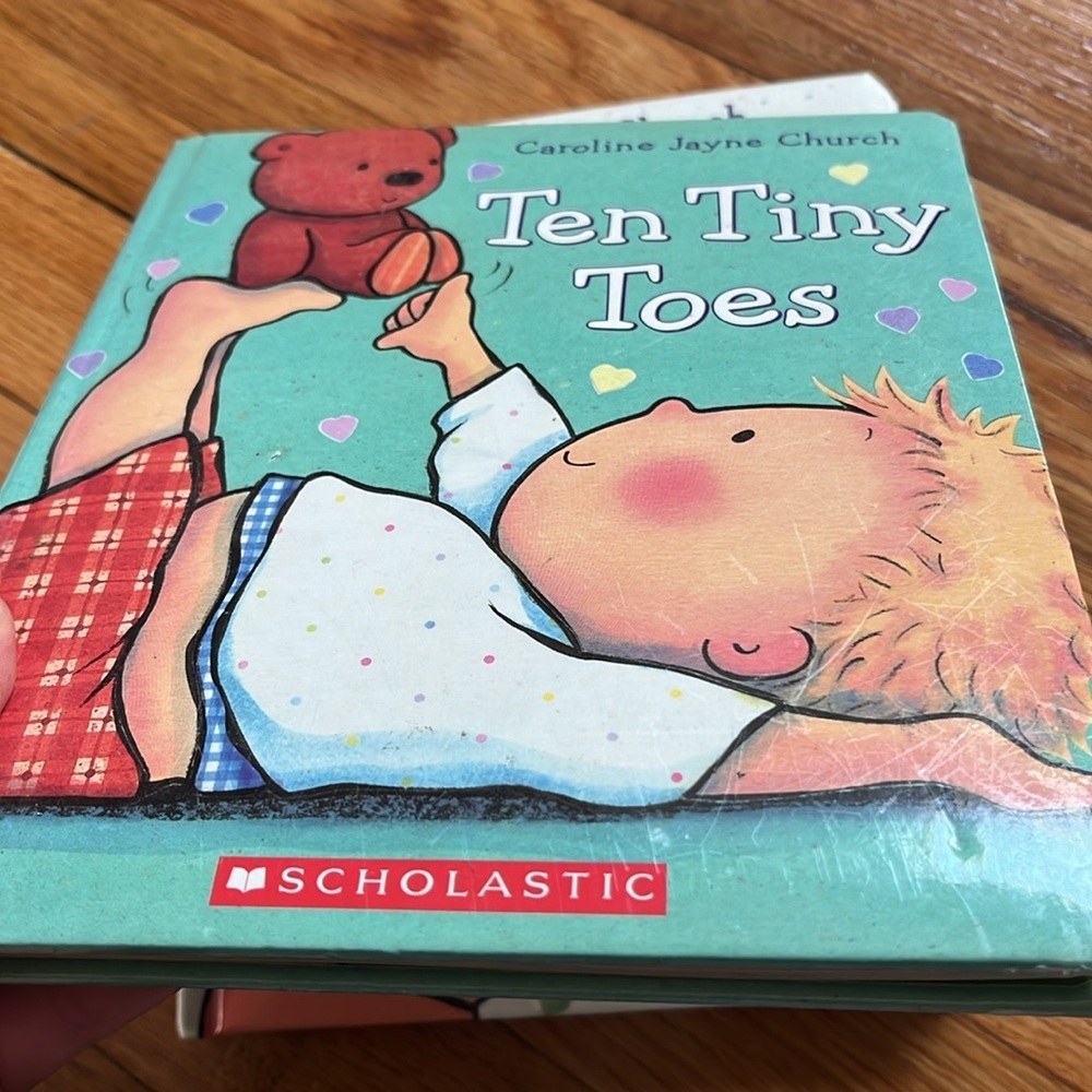 Children’s adorable book bundle Caroline Jayne church some signs of use in pics. - Picture 7 of 7